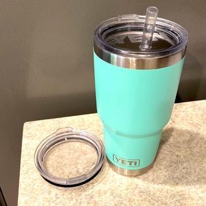 YETI Rambler 30oz Seafoam Green